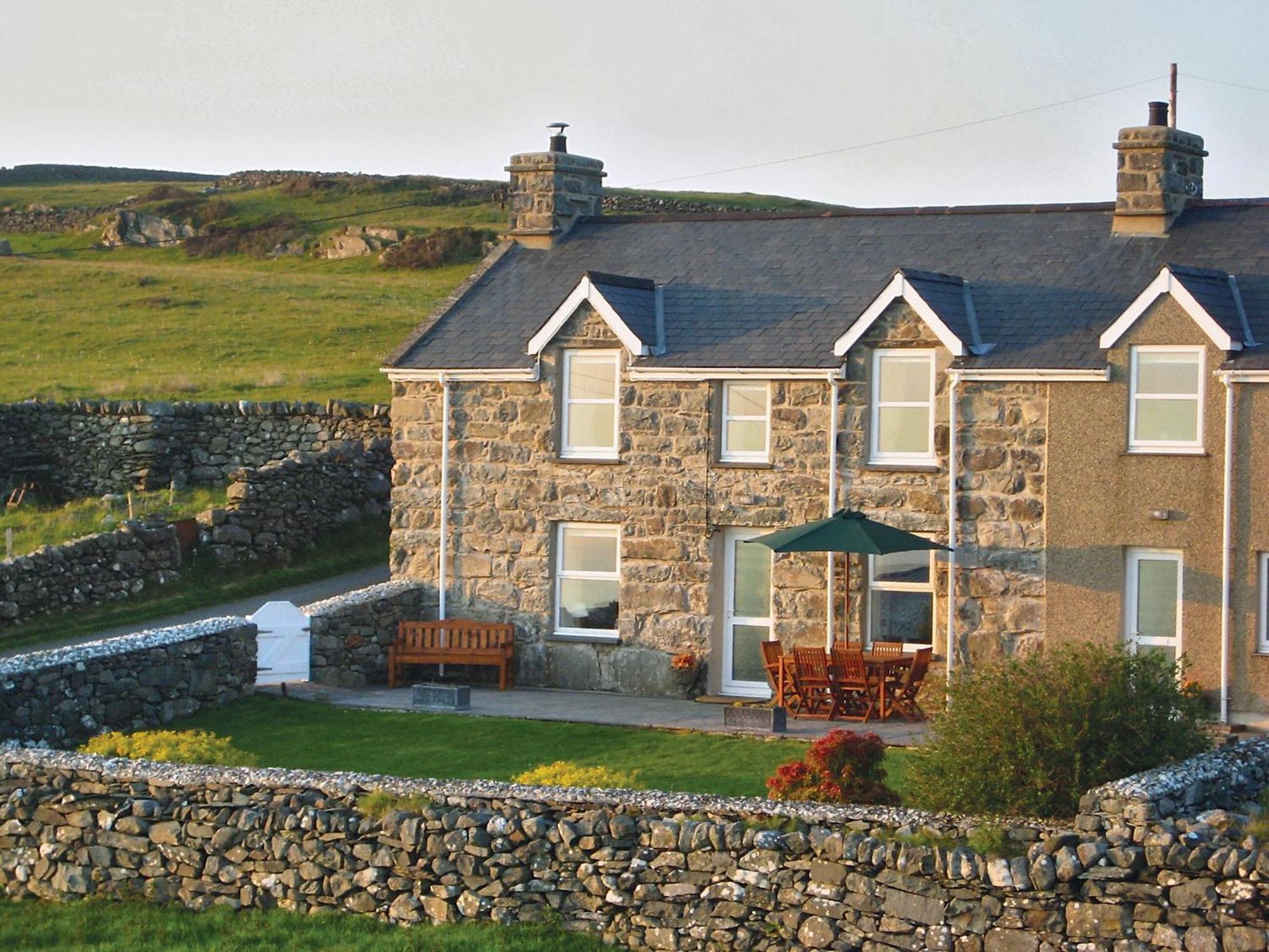 Rhiwgoch - Hw7449 Villa ฮาเลค ภายนอก รูปภาพ